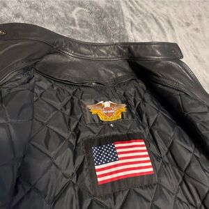 Women’s leather jacket